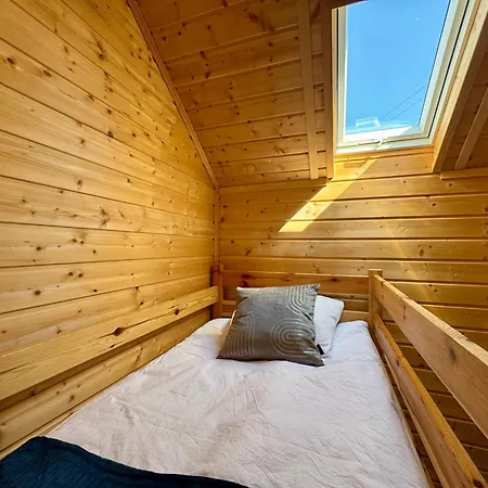 Üdülőpark Wooden Studies *