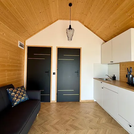 Wooden Studies Üdülőpark Piotrowice