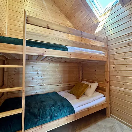 Üdülőpark Wooden Studies *