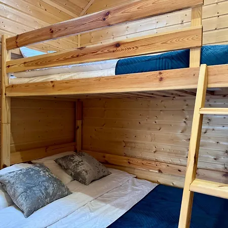 Üdülőpark Wooden Studies