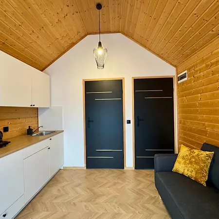 Üdülőpark Wooden Studies *