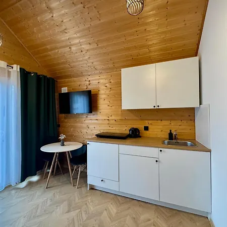 Üdülőpark Wooden Studies