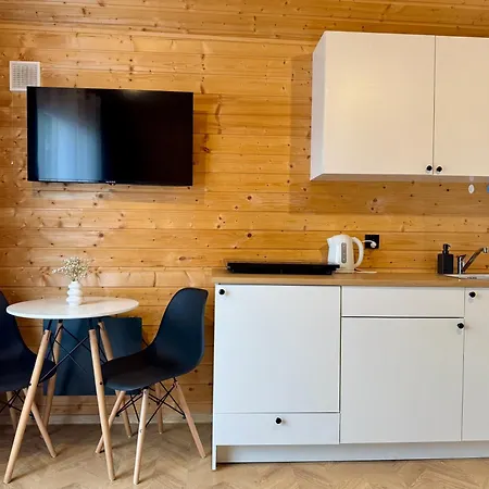 Üdülőpark Wooden Studies Piotrowice