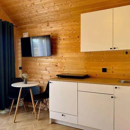 Üdülőpark Wooden Studies *